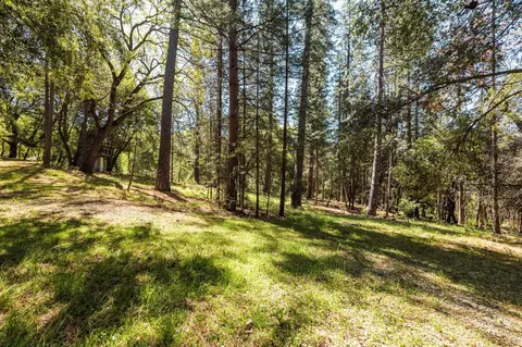 14737 Big Hill Rd, Sonora, CA 95370 photo 2