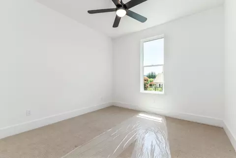 Bedroom - 358 Oak Tree Cir, Murphys, CA 95247 photo 6 of 7