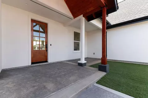 Exterior - 358 Oak Tree Cir, Murphys, CA 95247 photo 5 of 28