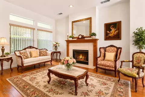 Living - 6141 Hall Ln, Carmichael, CA 95608 photo 1 of 3