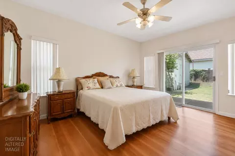 Bedroom - 6141 Hall Ln, Carmichael, CA 95608 photo 1 of 4