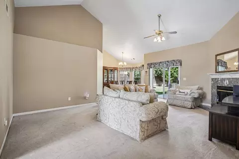 Living - 424 Goldrun Dr, Modesto, CA 95354 photo 1 of 3