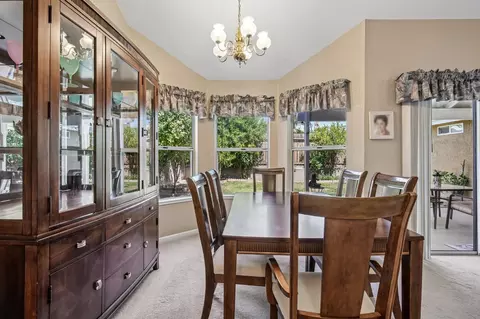 Dining - 424 Goldrun Dr, Modesto, CA 95354 photo 2 of 2