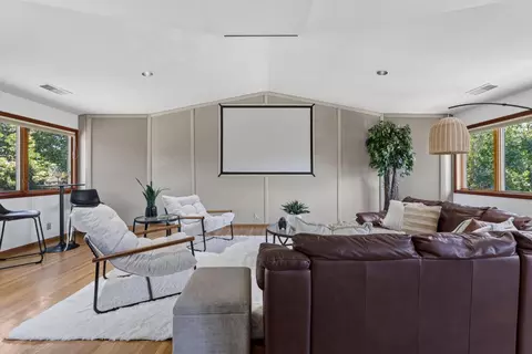 Living - 39870 Sharon Ave, Davis, CA 95616 photo 7 of 9