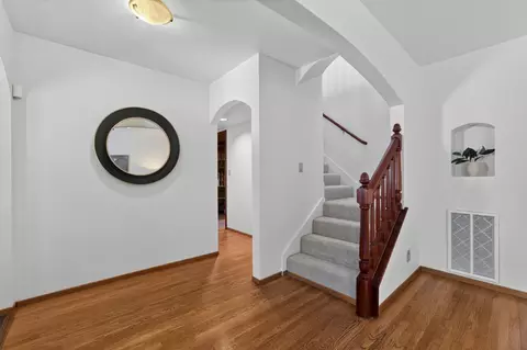 Entry Way - 39870 Sharon Ave, Davis, CA 95616 photo 4 of 5