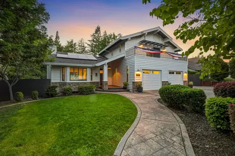 204 Oak Canyon Way, Folsom, CA 95630