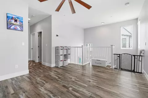 Entry Way - 673 Silo St, Folsom, CA 95630 photo 7 of 10