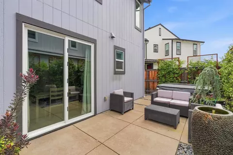 Exterior - 673 Silo St, Folsom, CA 95630 photo 6 of 11