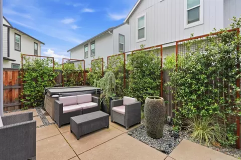 Exterior - 673 Silo St, Folsom, CA 95630 photo 5 of 11