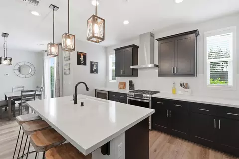 Kitchen - 673 Silo St, Folsom, CA 95630 photo 4 of 7