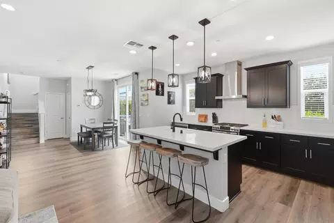 Kitchen - 673 Silo St, Folsom, CA 95630 photo 3 of 7