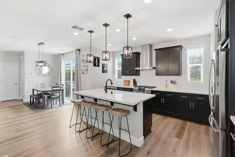 Kitchen - 673 Silo St, Folsom, CA 95630 photo 2 of 7