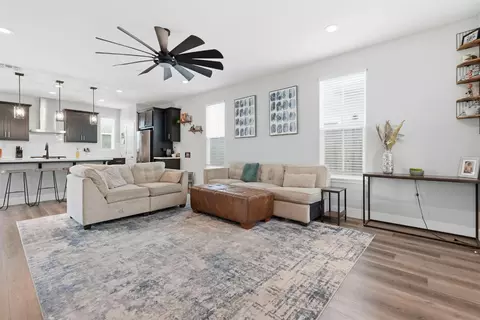 Entry Way - 673 Silo St, Folsom, CA 95630 photo 3 of 10