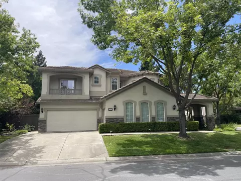 3762 Clubside Ln, Sacramento, CA 95835