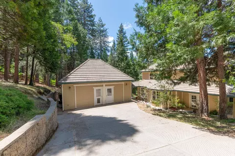 Exterior - 5048 Wylderidge Dr, Murphys, CA 95247 photo 3 of 28