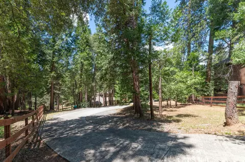 Exterior - 5048 Wylderidge Dr, Murphys, CA 95247 photo 16 of 28
