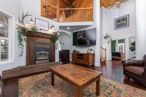 Living - 5048 Wylderidge Dr, Murphys, CA 95247 photo 3 of 5