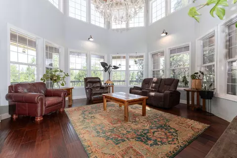 Living - 5048 Wylderidge Dr, Murphys, CA 95247 photo 2 of 5