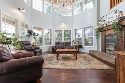 Living - 5048 Wylderidge Dr, Murphys, CA 95247 photo 1 of 5