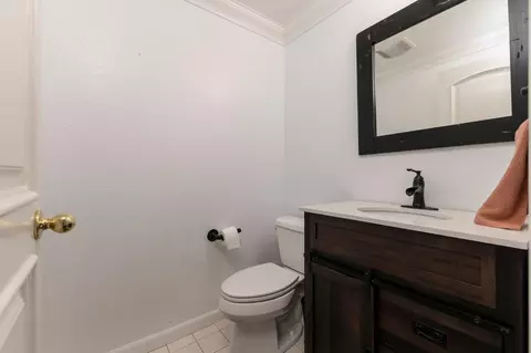 Bath - 5048 Wylderidge Dr, Murphys, CA 95247 photo 1 of 5