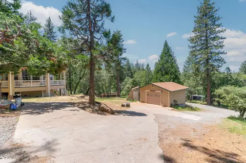 Exterior - 5048 Wylderidge Dr, Murphys, CA 95247 photo 11 of 28