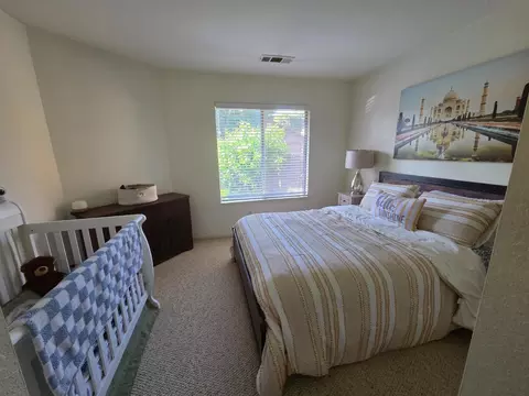 Bedroom - 1804 Oak Leaf Dr, Modesto, CA 95354 photo 3 of 4