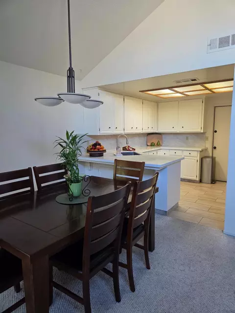 Dining - 1804 Oak Leaf Dr, Modesto, CA 95354 photo 1 of 2