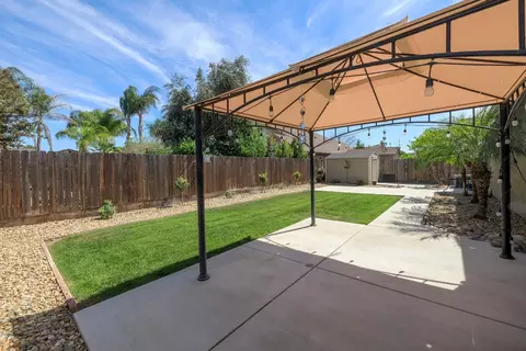 Exterior - 1704 Carpathian Way, Hughson, CA 95326 photo 2 of 9