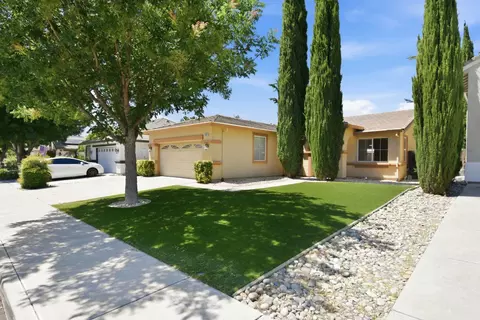 Exterior - 2093 Golden Gate Dr, Tracy, CA 95377 photo 2 of 8