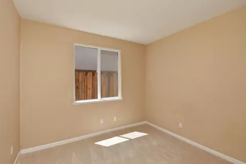 Bedroom - 2093 Golden Gate Dr, Tracy, CA 95377 photo 5 of 6