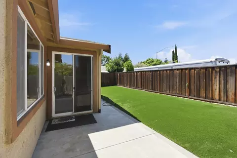 Exterior - 2093 Golden Gate Dr, Tracy, CA 95377 photo 5 of 8