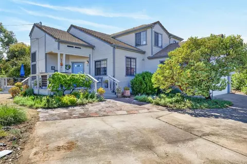 2489 Knollwood Dr, Cameron Park, CA 95682
