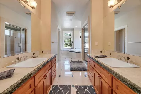 Bath - 421 Sanguinetti Dr, Copperopolis, CA 95228 photo 1 of 9