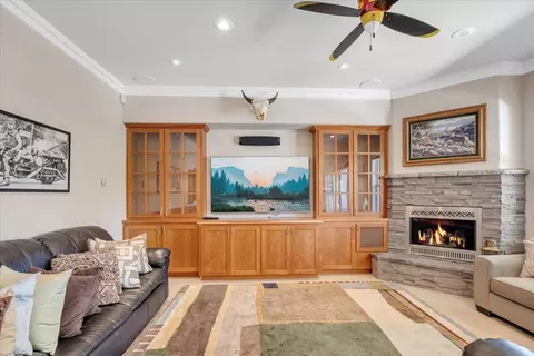 Living - 421 Sanguinetti Dr, Copperopolis, CA 95228 photo 4 of 5