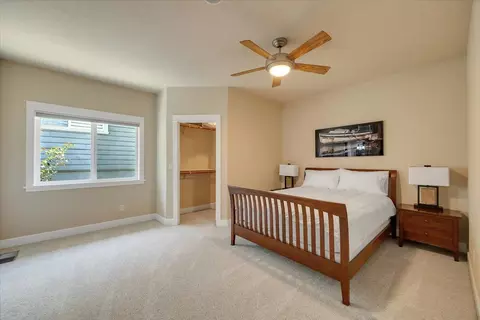 Bedroom - 421 Sanguinetti Dr, Copperopolis, CA 95228 photo 5 of 8