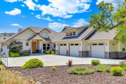 Exterior - 421 Sanguinetti Dr, Copperopolis, CA 95228 photo 4 of 20