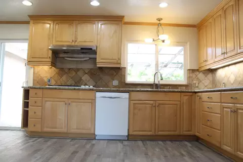 Kitchen - 681 Taylor Rd, Lodi, CA 95242 photo 4 of 4