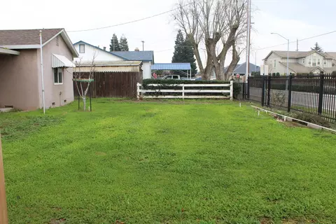Exterior - 681 Taylor Rd, Lodi, CA 95242 photo 17 of 17
