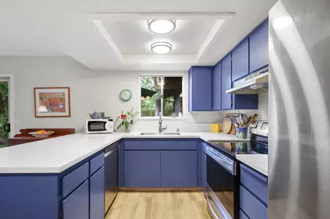 Kitchen - 1418 Garrison St, Davis, CA 95616 photo 4 of 5