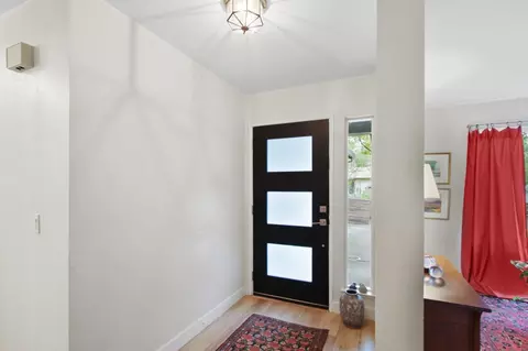Entry Way - 1418 Garrison St, Davis, CA 95616 photo 2 of 2