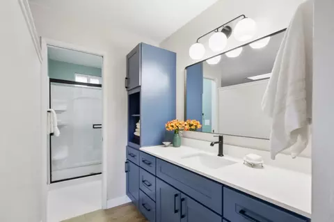 Bath - 1418 Garrison St, Davis, CA 95616 photo 1 of 4