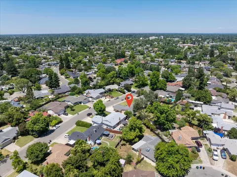 View/Area - 5034 Robander St, Carmichael, CA 95608 photo 7 of 8