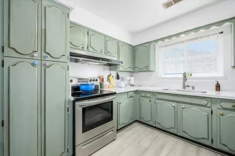 Kitchen - 5034 Robander St, Carmichael, CA 95608 photo 1 of 2