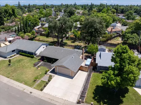 View/Area - 5034 Robander St, Carmichael, CA 95608 photo 1 of 8