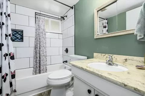 Bath - 5034 Robander St, Carmichael, CA 95608 photo 1 of 2