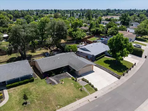 View/Area - 5034 Robander St, Carmichael, CA 95608 photo 3 of 8