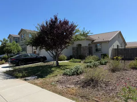 1020 Narada Way, Livingston, CA 95334