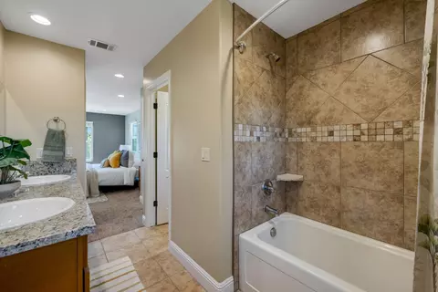 Bath - 21895 One Fine Pl, Colfax, CA 95713 photo 7 of 7