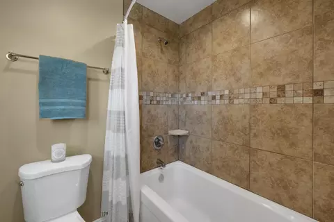 Bath - 21895 One Fine Pl, Colfax, CA 95713 photo 3 of 7