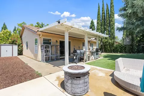 Exterior - 4531 Excelsior Rd, Mather, CA 95655 photo 7 of 9